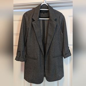 Gray herringbone 3/4 sleeve blazer size s